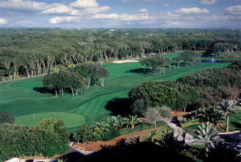 About Amelia Island - Oak Marsh Course Oak Marsh is a truly classic Pete Dye-designed golf course. . Best golf courses on amelia island